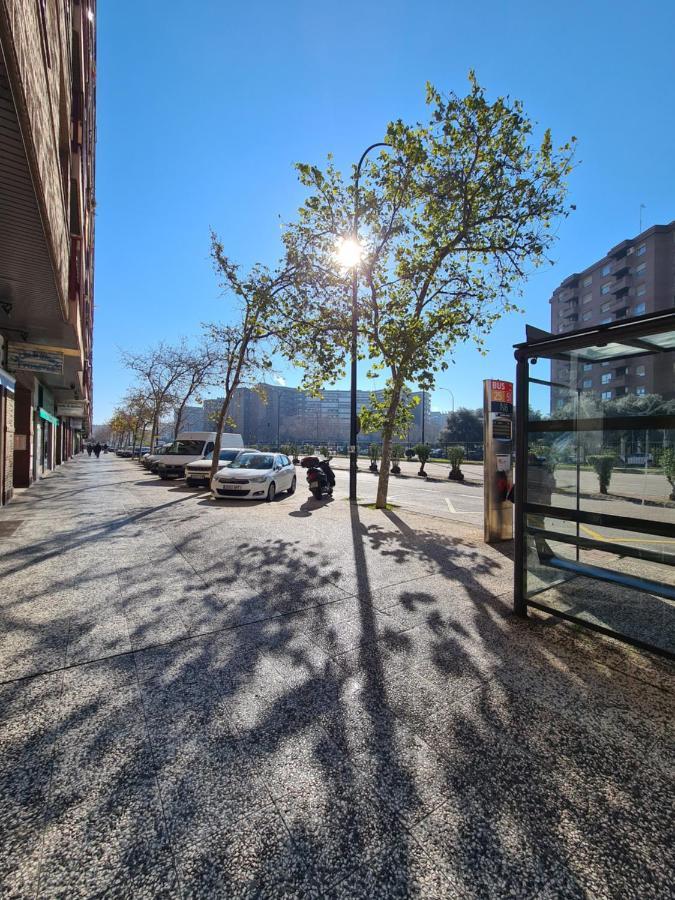 Dos Torres Tauriel - Espacioso Apartamento Con Impresionantes Vistas Y Garaje Privado Zaragoza Exterior photo