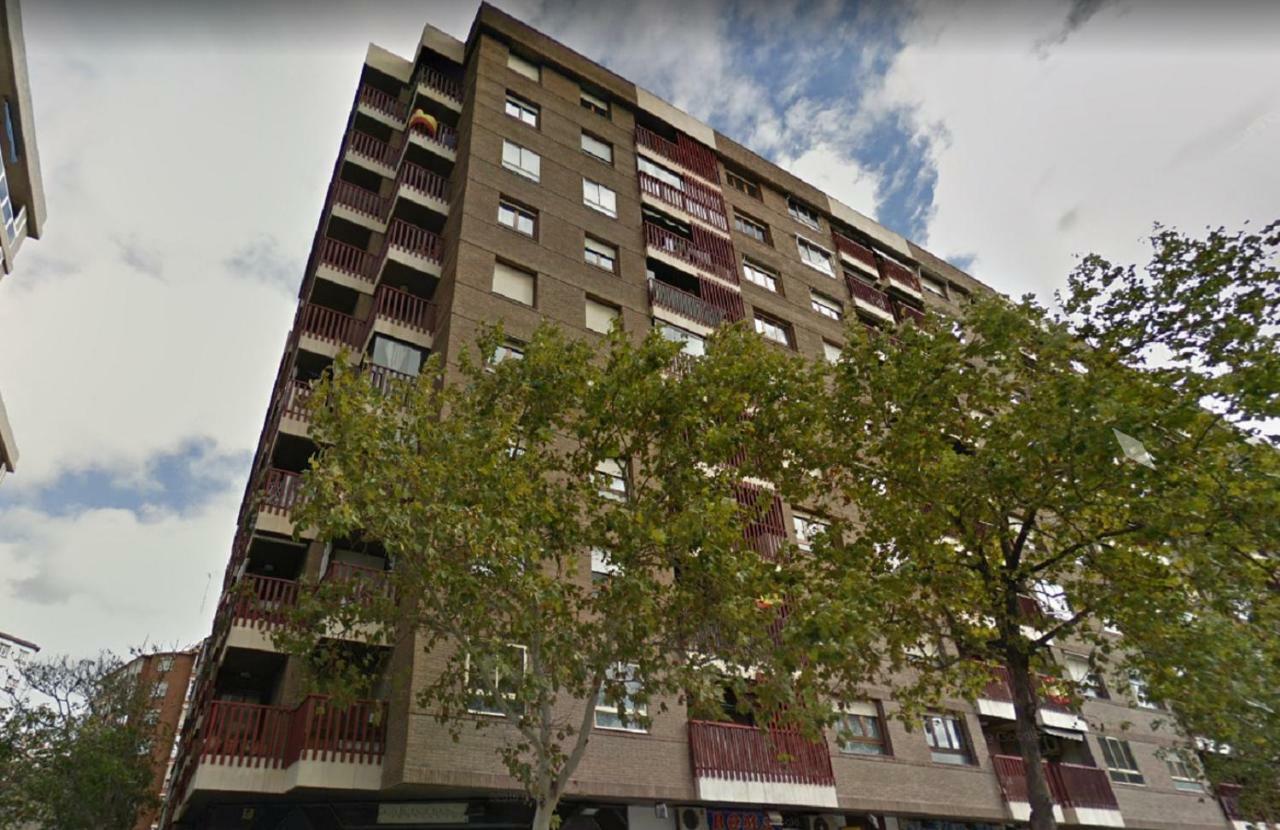 Dos Torres Tauriel - Espacioso Apartamento Con Impresionantes Vistas Y Garaje Privado Zaragoza Exterior photo